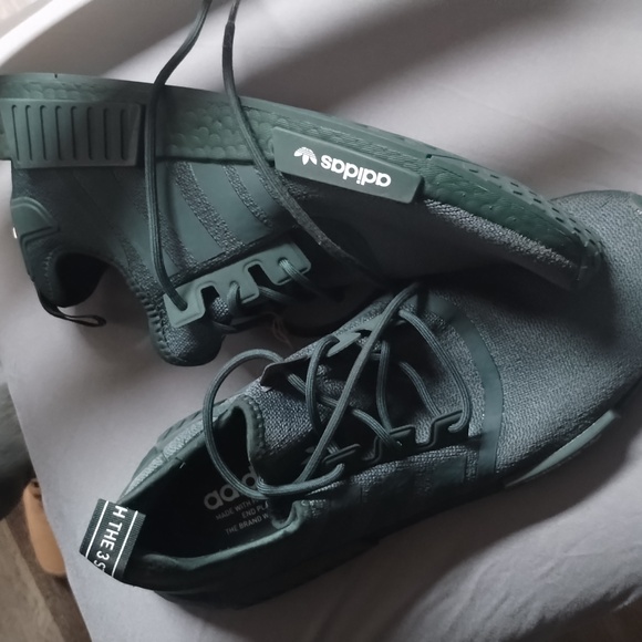 Adidas La Marque Sneakers - Picture 2 of 3